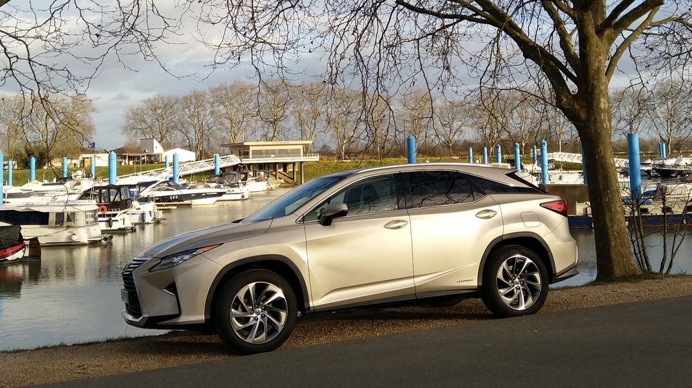 RX 450h 3.5 V6 313 E-Four Executive E-CVT 2016 occasion 69800 Saint-Priest
