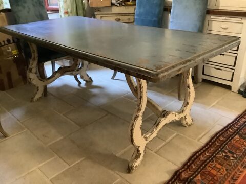 Table bois pieds sculptés style vintage Villard-de-Lans (38)
