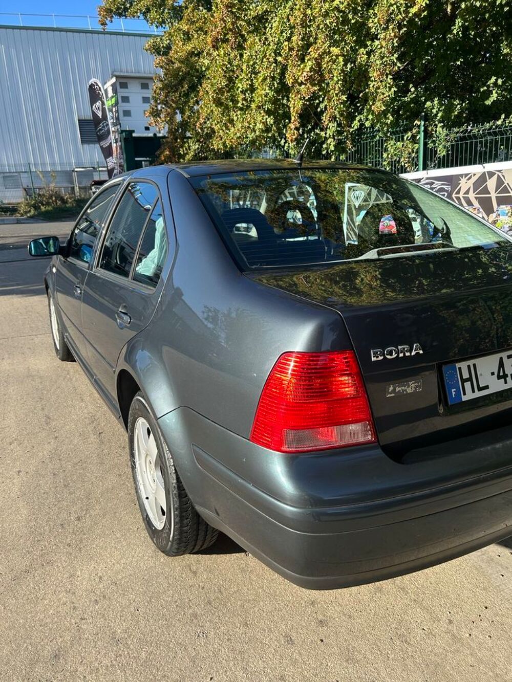 Bora 1.6i 16v Confort 2000 occasion 93000 Bobigny