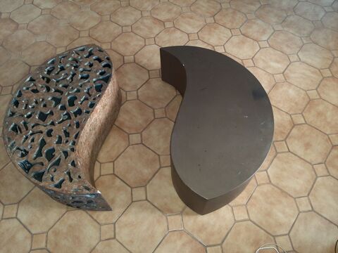 Table basse de salon. 80 Aspremont (06)