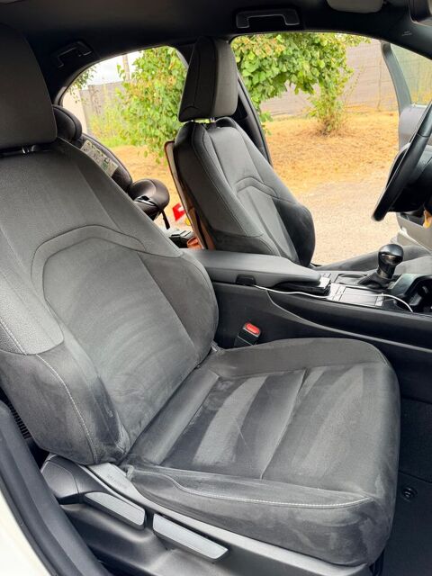 Annonce voiture Lexus UX 20990 €