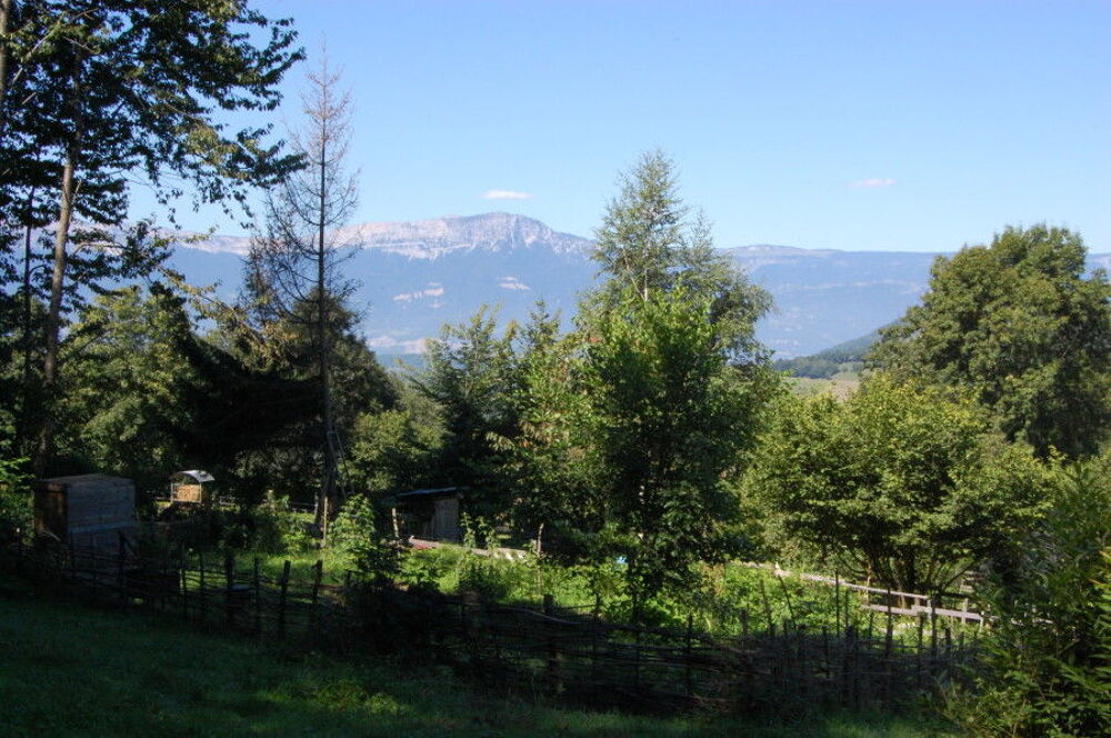 Location Terrain Jardin d'exception dans une ancienne prairie d'Alpage Saint-martin-d'uriage