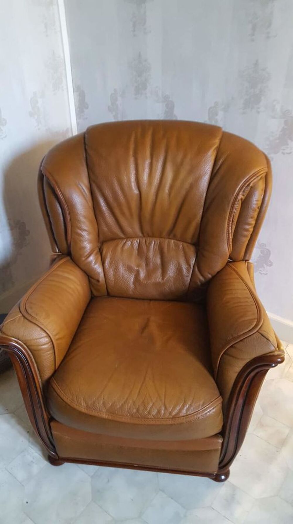 canap&eacute; cuir avec 2 fauteuils &eacute;lectriques Meubles
