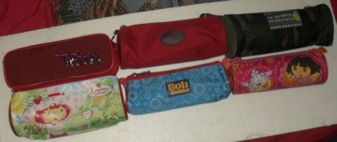 Lot de 6 trousses d'�colier 20 Montreuil (93)