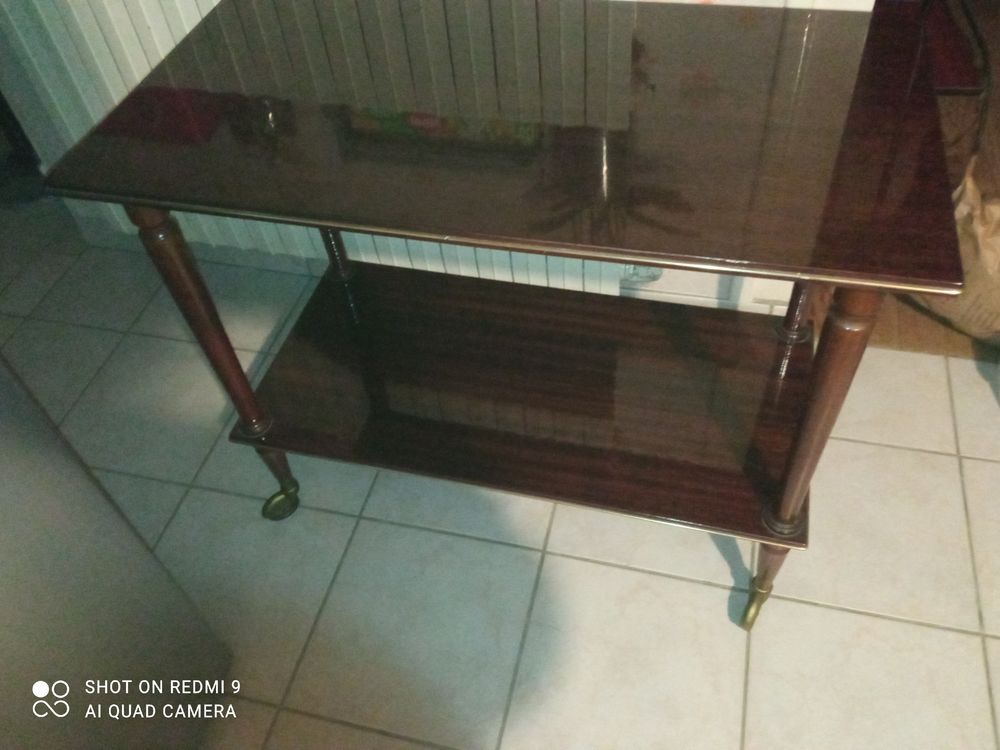 Table d'appoint roulante ou meuble tv Meubles