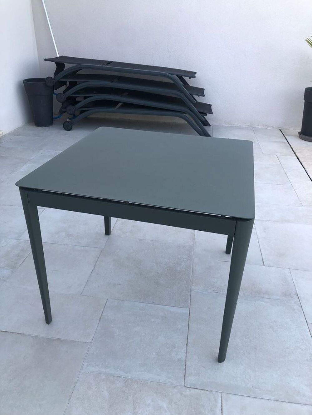 Table M&eacute;tal Aluminium Int&eacute;rieur / Ext&eacute;rieur Meubles