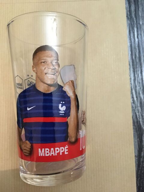 Verre (MBAPPE) 10 Saint-Marcel (27)