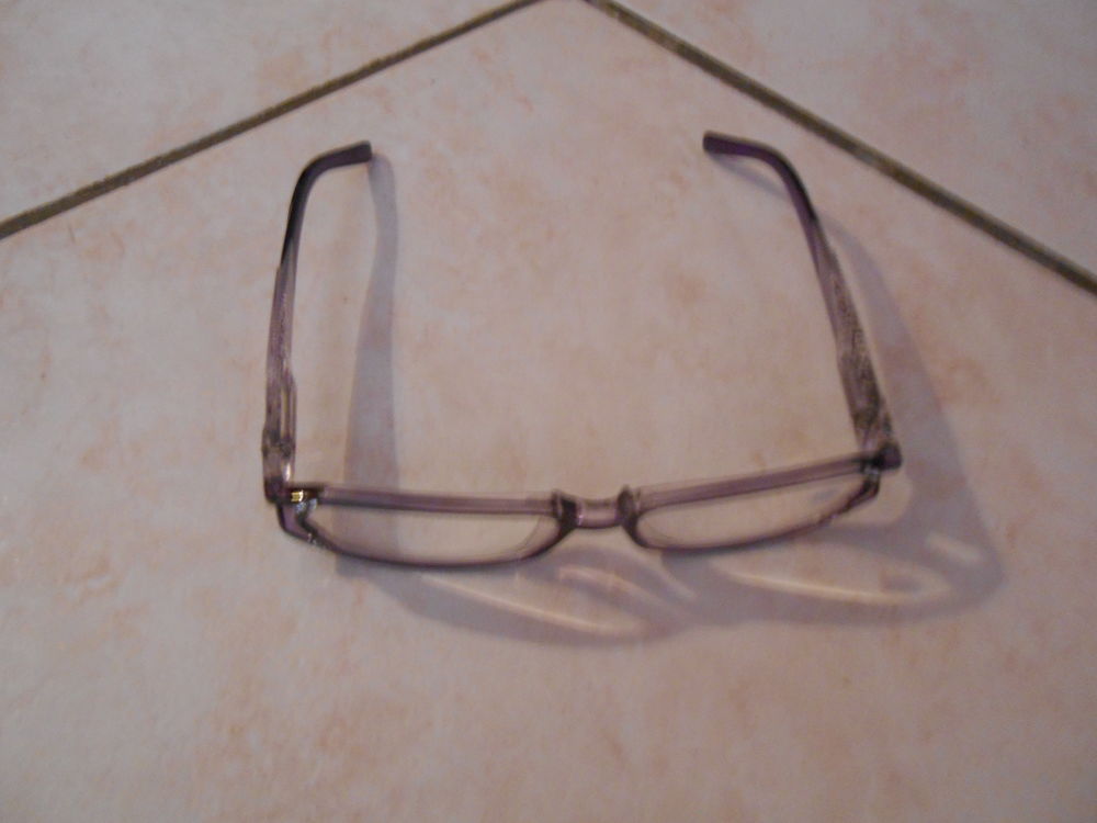 LUNETTES Bijoux et montres