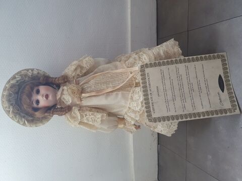 poupe Mundia Amandine 40€ plus frais de port 40 Pithiviers (45)