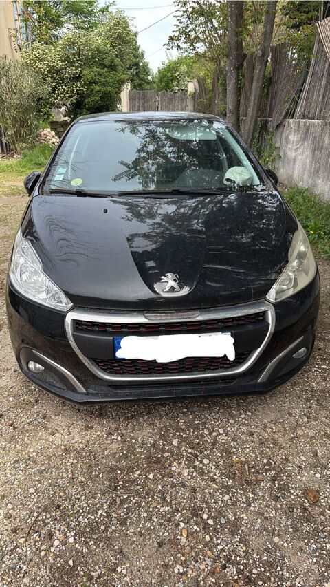 Peugeot 208 àchange contre utilitaire