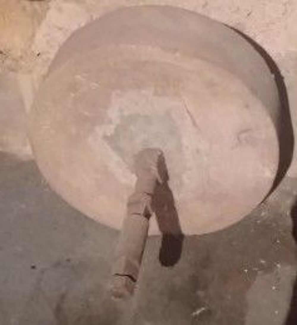 Meule en gr&egrave;s Bricolage