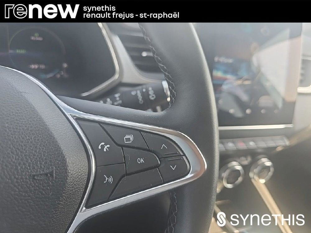 Captur E-Tech Plug-in 160 - 21 Intens 2021 occasion 83600 Fr&eacute;jus