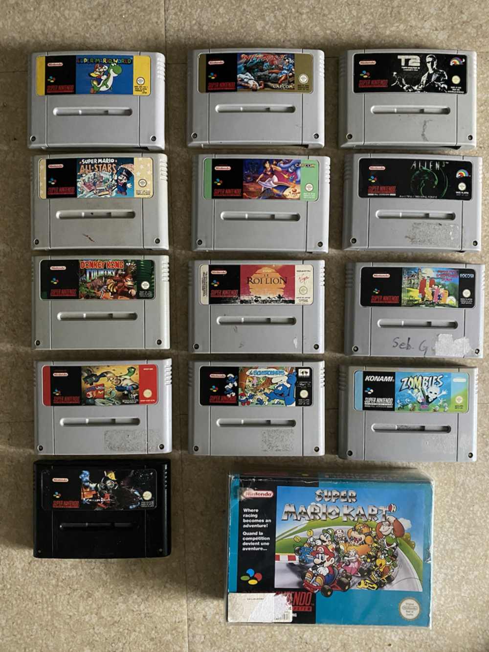 Super Nintendo avec 14 jeux Consoles et jeux vidos