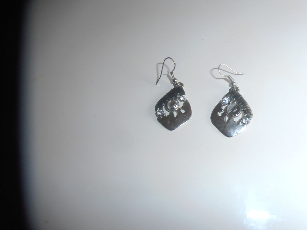 Boucles d'oreilles ovales 25 (28b) Bijoux et montres