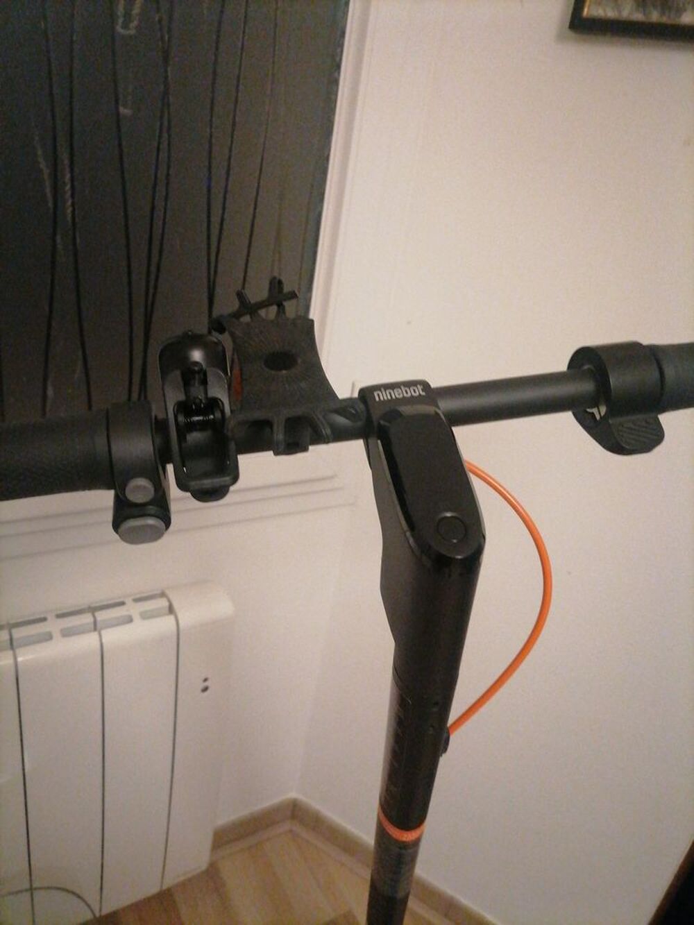 Trottinette &eacute;lectrique Vélos