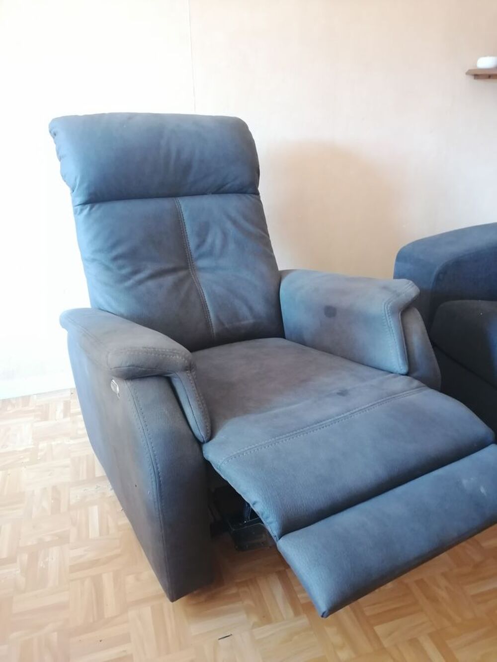 Fauteuil &eacute;lectrique gris anthracite Meubles