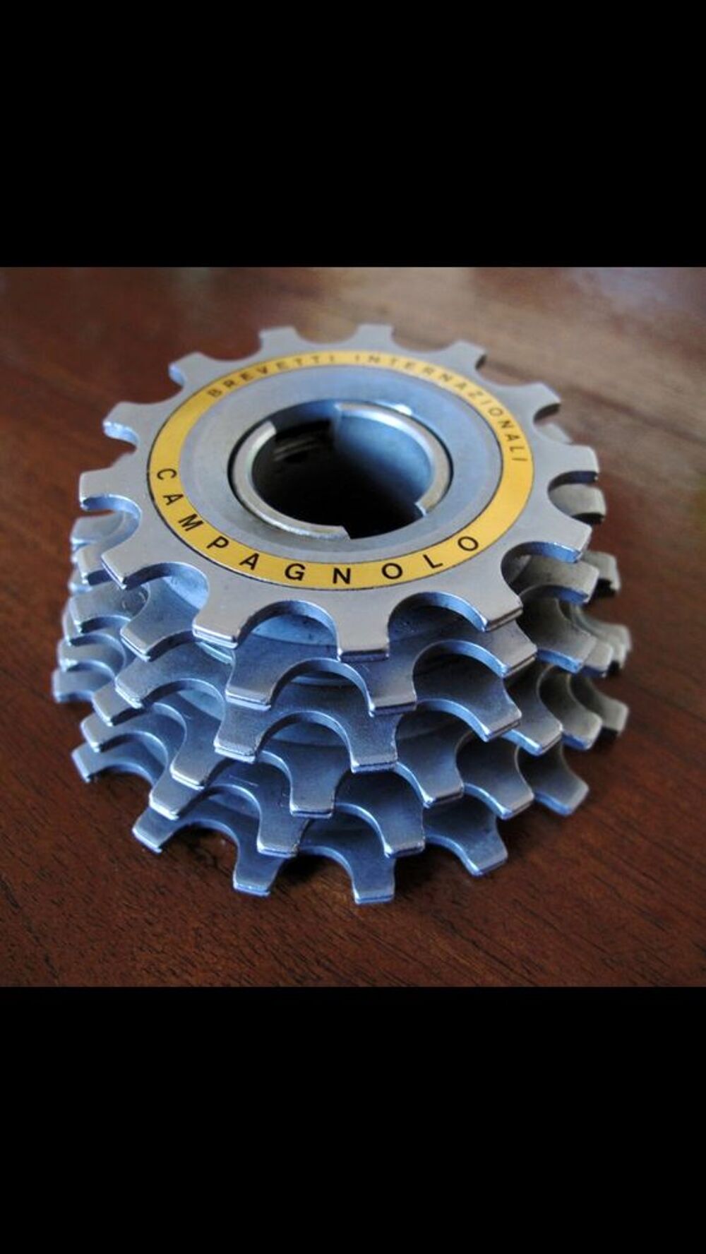 LES ROUES-LIBRE CAMPAGNOLO AVEC CAISSE CAMPAGNOLO Vélos