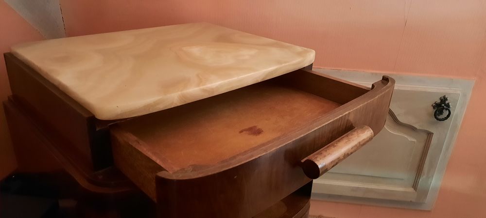 Table de nuit acajou et marbre Meubles