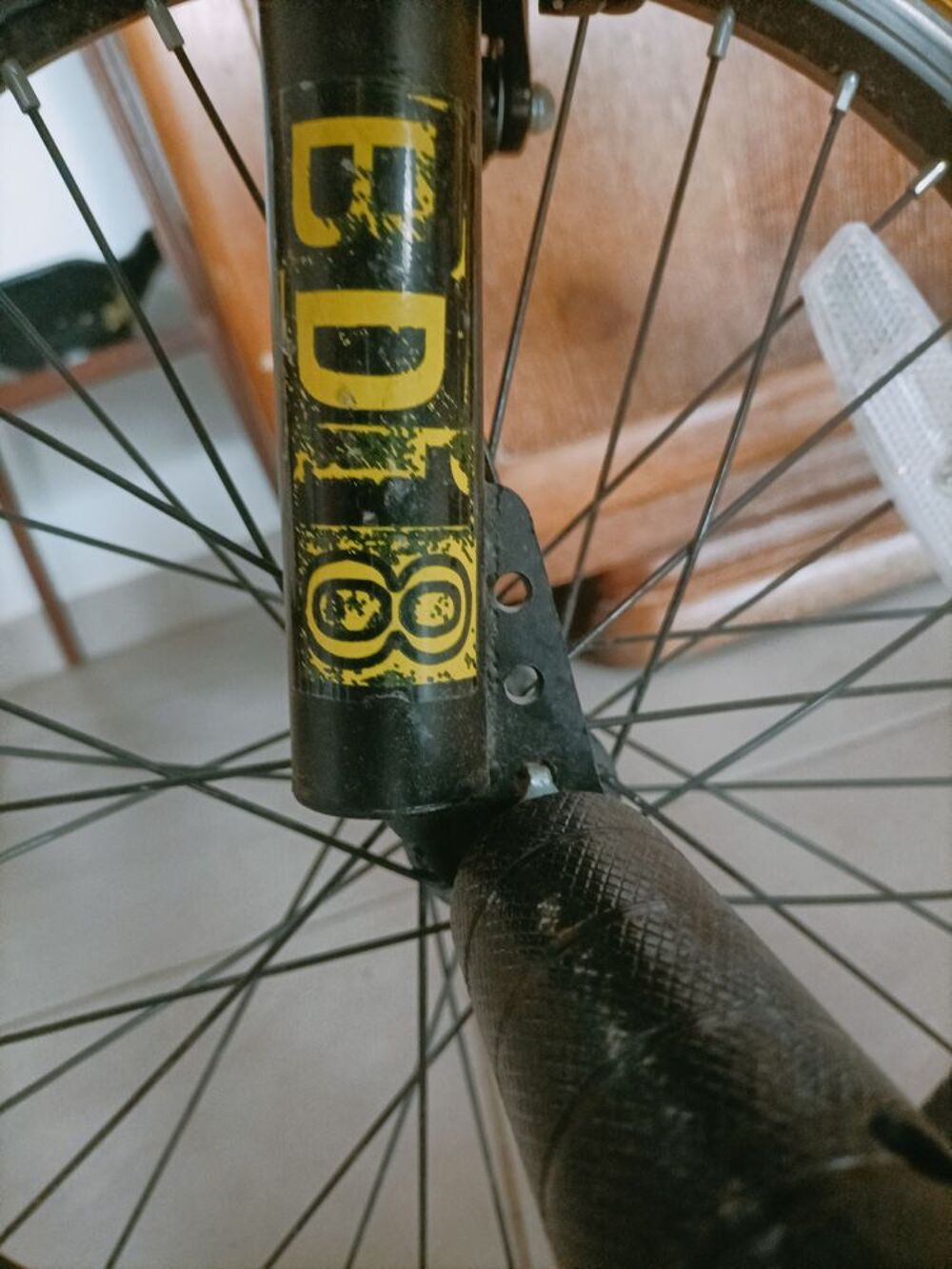 BMX BIG DADDY 
jaune pour enfant Vlos