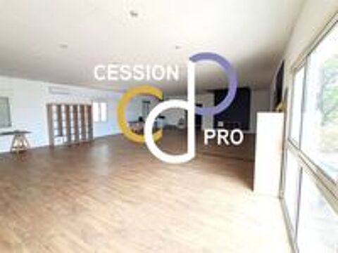   OPEN SPACE BUREAU 120 M² TRES VISIBLE AVEC GRAND PARKING PRIVE A LOUER SUR NIMES ! 