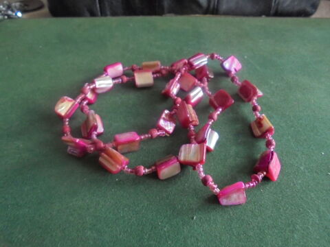 bracelet perles rose 3 Romorantin-Lanthenay (41)