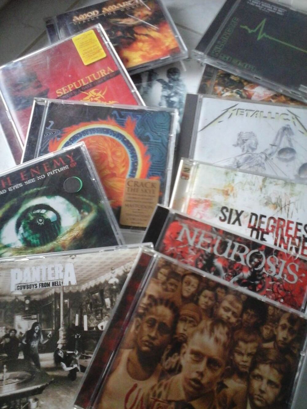 CD METAL, STONER, DARK ... CD et vinyles