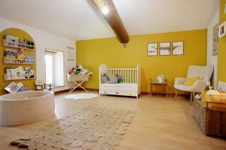  Maison � vendre 7 pi�ces 327 m�