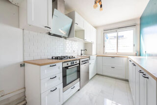  Appartement � vendre 5 pi�ces 92 m� Montigny-le-bretonneux