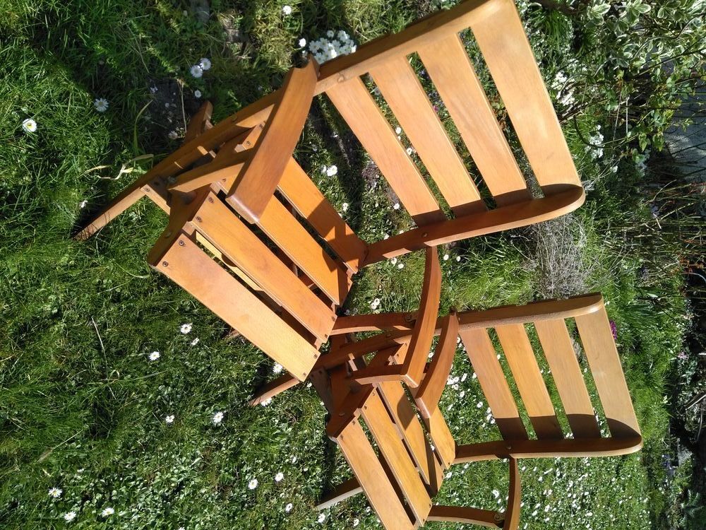Deux fauteuils pliants en bois vintage Meubles