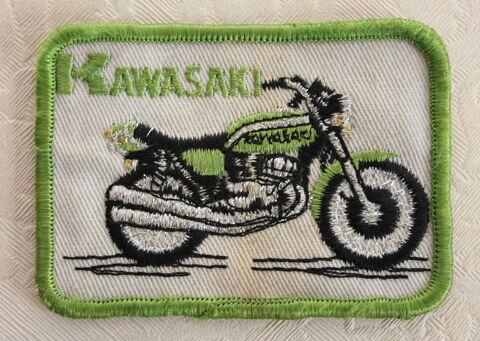 Ecusson KAWASAKI vintage 70 10 Issy-les-Moulineaux (92)