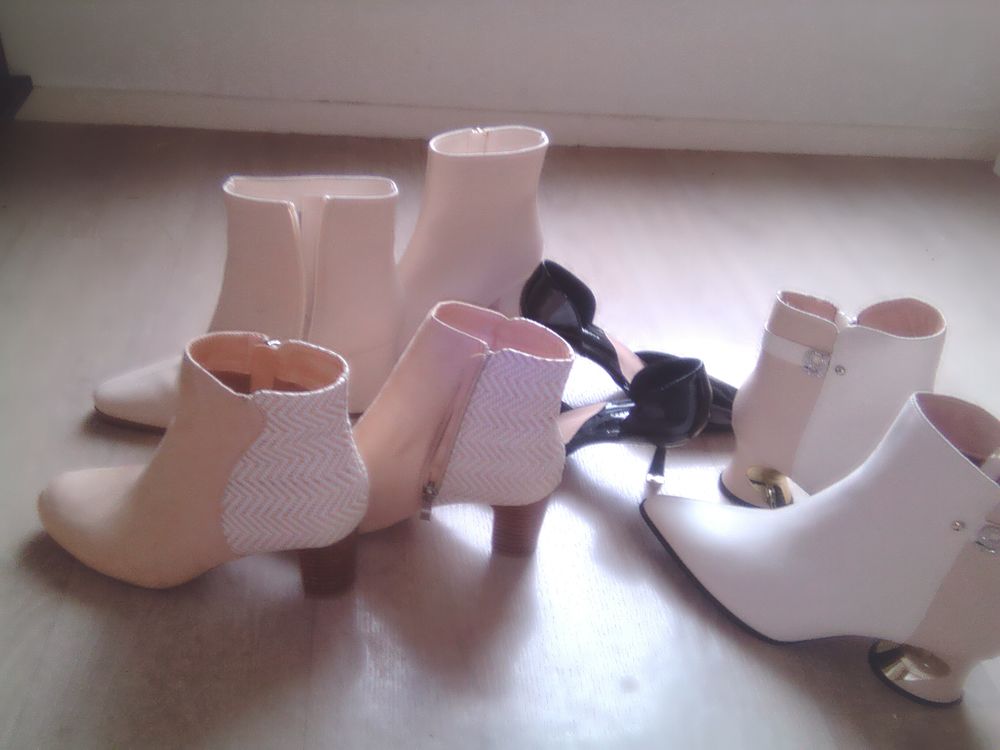 Vide dressing chaussures 38 (15 euros la paire) Pas d'envoi Chaussures