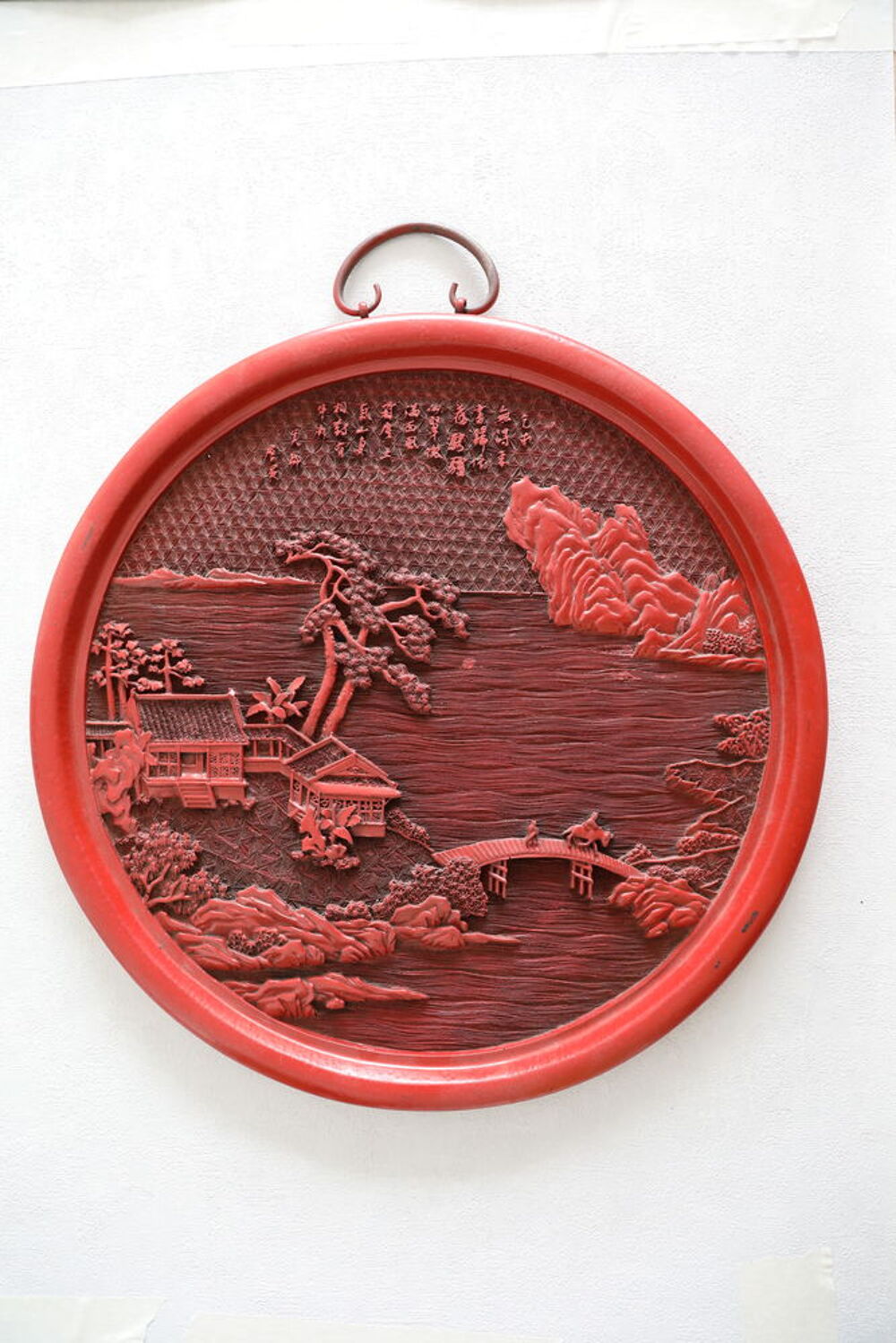 CHINOIS LAQUE ROUGE PAYSAGE DE MONTAGNE 