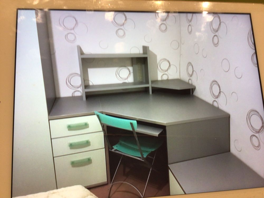 bureau, armoire, commode basse, chevet, biblioth&egrave;que Meubles