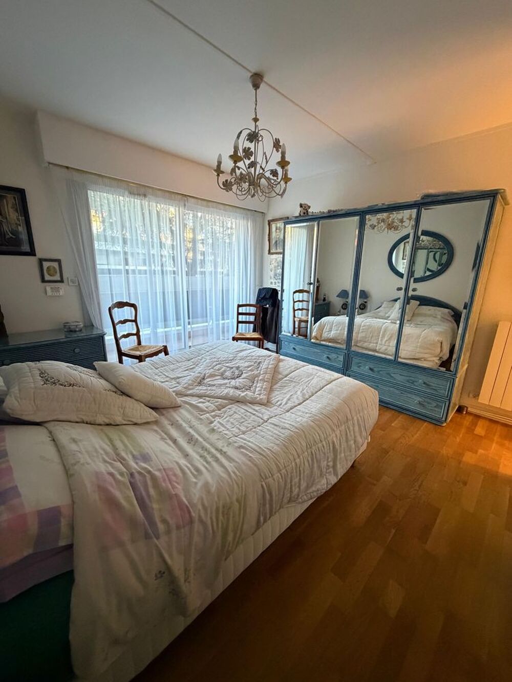 Chambre compl&egrave;te en rotin Meubles
