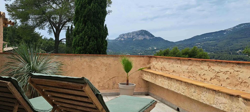 Vente Maison Superbe maison familiale avec piscine et sans vis-à -vis Toulon