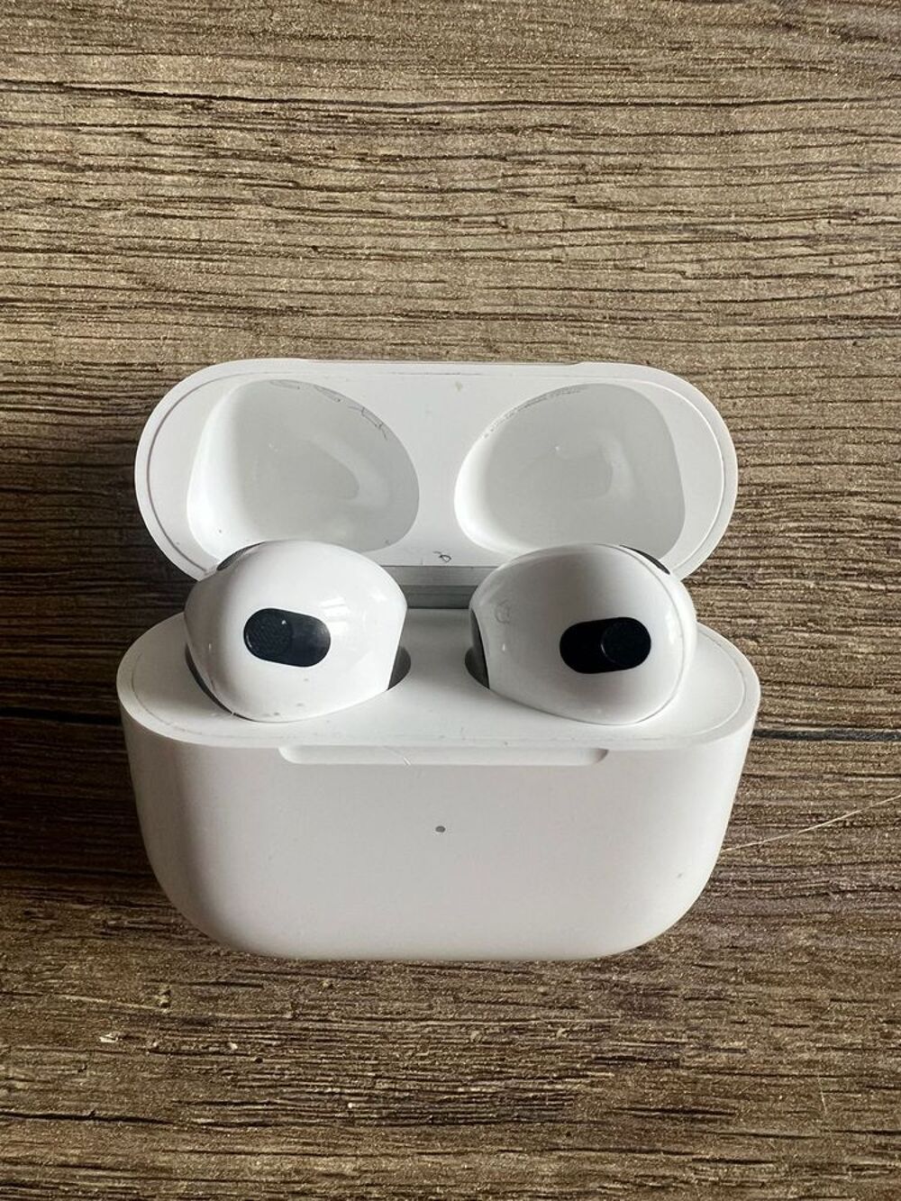 Airpods 3, tr&egrave;s bon &eacute;tat Matériel informatique