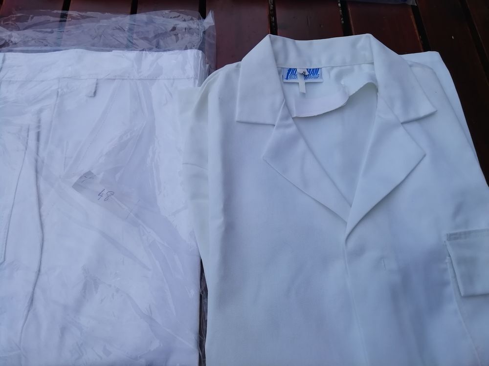 v&ecirc;tement de travail peintre en b&acirc;timent 48/50
Vêtements
