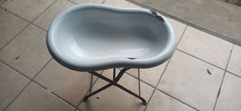 baignoire bébé de collection  ou bidet ancien pour déco. 0 Saint-Jean-Soleymieux (42)