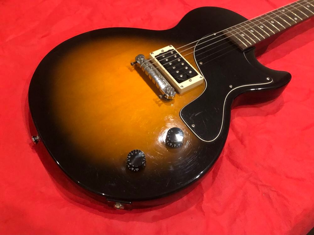 Tr&egrave;s belle guitare &eacute;lectrique Epiphone Les Paul junior Instruments de musique