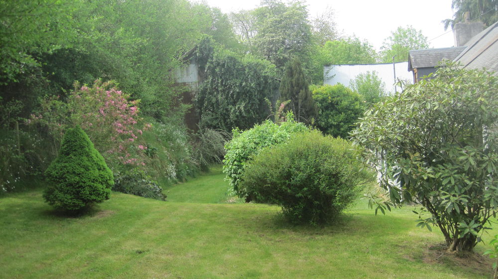   JARDINIER 