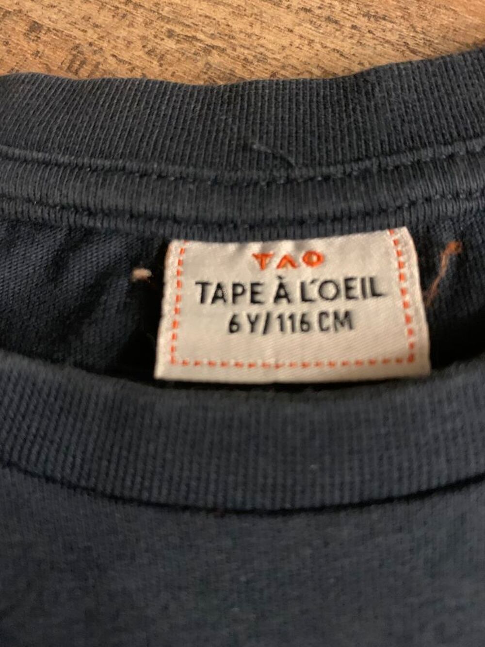 Vends Tee shirt manches longues enfant gar&ccedil;on &acute;&acute; Tape &agrave; l? ?il &acute;&acute; Vêtements enfants