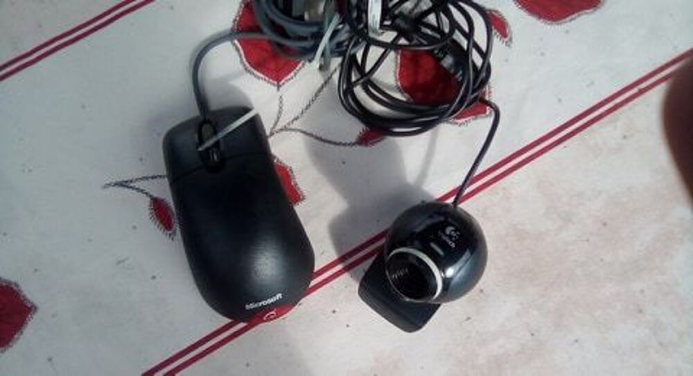 SOURIS FILAIRE + CAM Matériel informatique