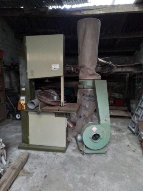 Scie &agrave;  bois &agrave; ruban + aspirateur 1200 17800 Pons