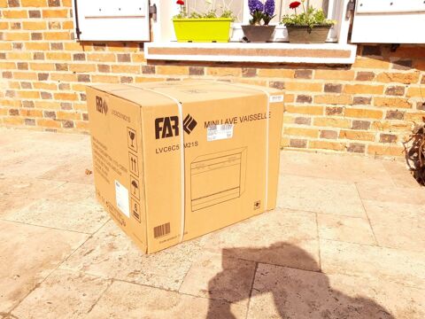 LAVE VAISSELLE 6 COUVERTS NEUF GARANTIE 5 ANS 250 La Fert�-Saint-Aubin (45)