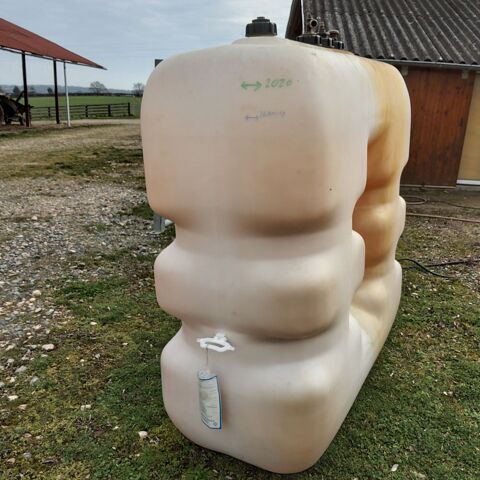 Cuve a fioul 80 Dompierre-sous-Sanvignes (71)