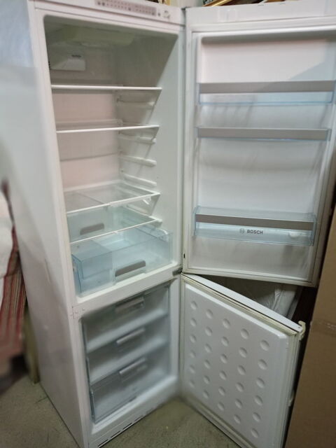 frigo cong�lateur BOSCH 100 Roquefort-des-Corbi�res (11)