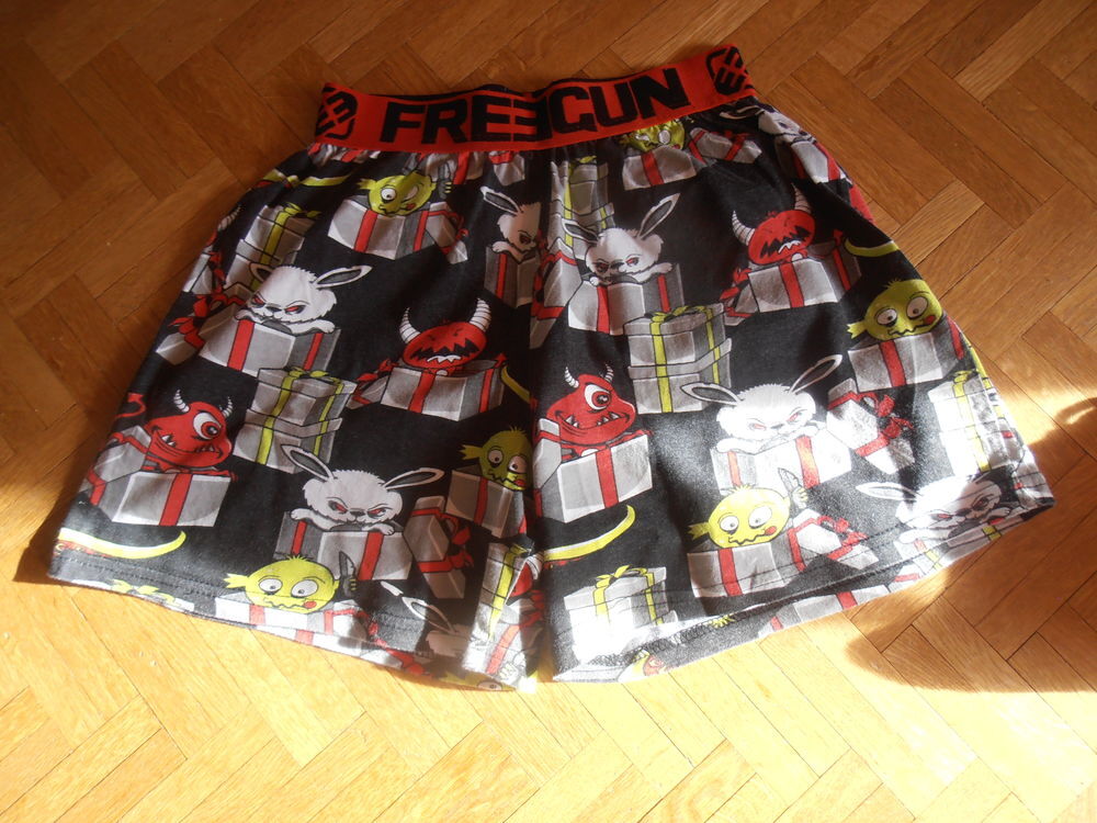 Short Freegun (83) Vêtements