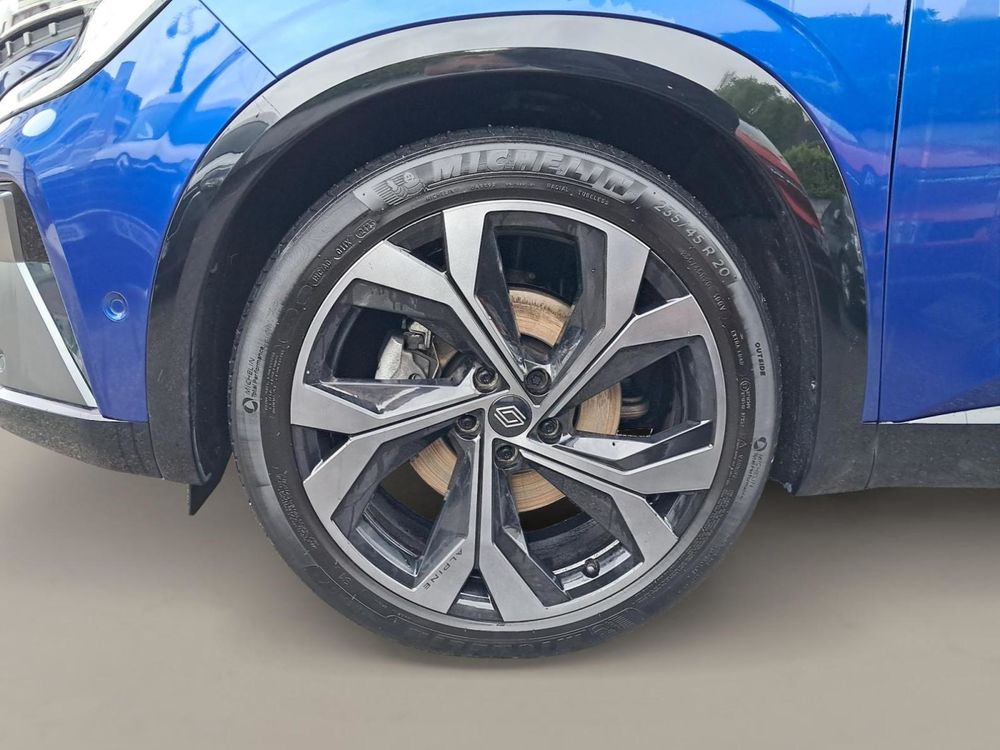 Austral E-Tech hybrid 200 Iconic esprit Alpine 2023 occasion 91700 Sainte-Genevi&egrave;ve-des-Bois