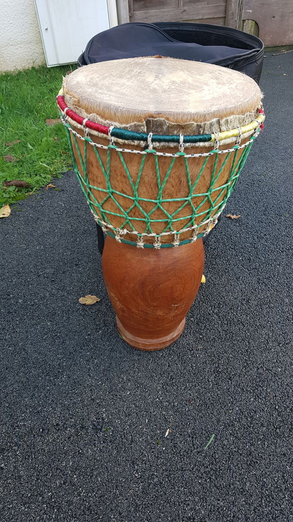 Djemb&eacute; plus house Instruments de musique