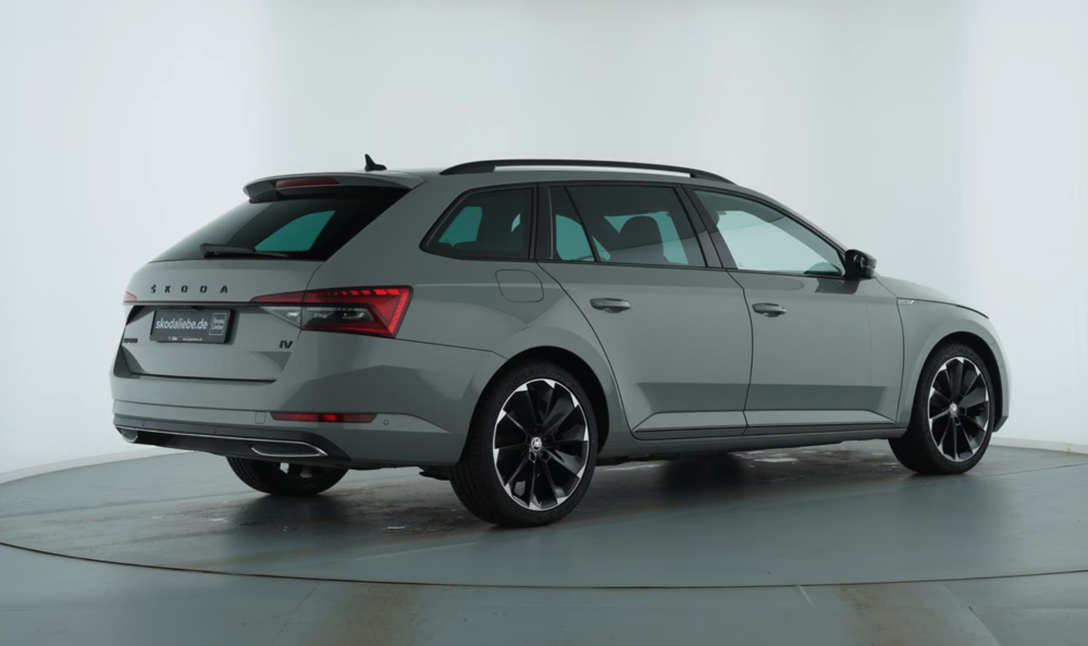 Superb Combi 1.4 TSI PHEV 218 ch DSG6 Sportline (8 CV) 2023 occasion 59000 Lille